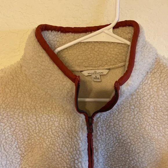 LL Bean Signature Sherpa Quarter Zip - Picture 3 of 4